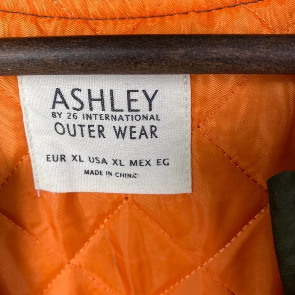 Ashley By 26 Green Bomber Jacket - Picture 5 of 7